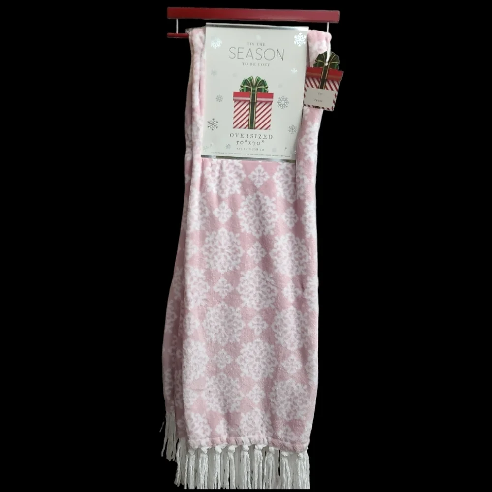 Soft & Cozy Oversized Pink White Fleece Snowflake Tassel Throw Blanket Decor New
